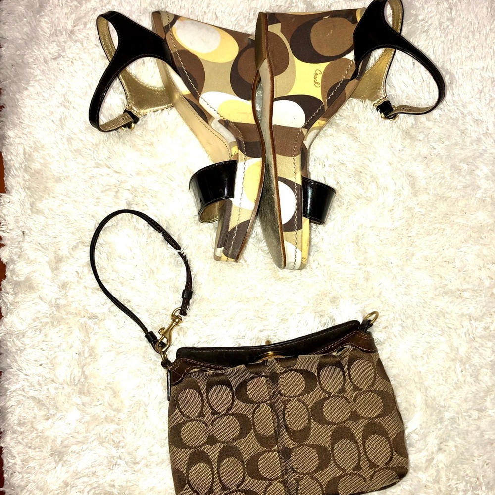 Coach Sandals - Picture 4 of 4